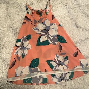 Beautiful summer tank top, lined, worn once, size M.